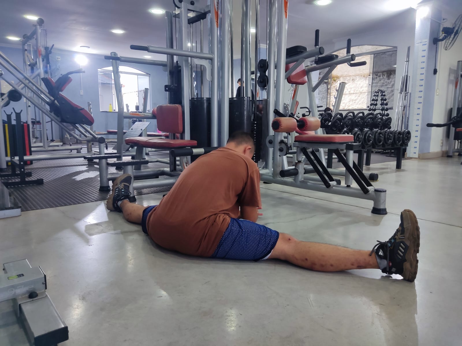 Crianças na aula de natação